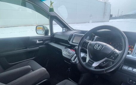 Honda Stepwgn IV, 2014 год, 1 700 000 рублей, 8 фотография