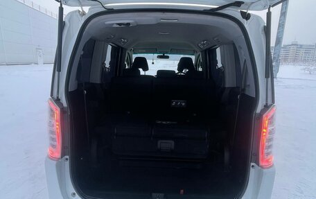 Honda Stepwgn IV, 2014 год, 1 700 000 рублей, 15 фотография