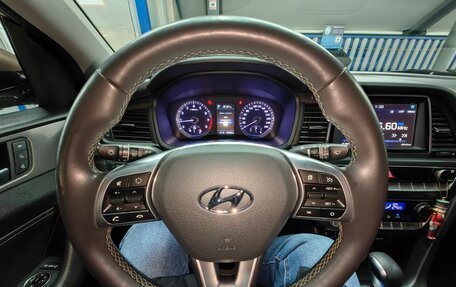 Hyundai Sonata VII, 2019 год, 2 300 000 рублей, 21 фотография