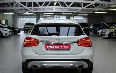 Mercedes-Benz GLA, 2015 год, 1 950 000 рублей, 6 фотография