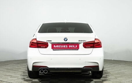 BMW 3 серия, 2018 год, 2 999 700 рублей, 6 фотография