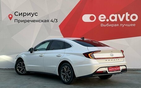 Hyundai Sonata VIII, 2021 год, 1 990 000 рублей, 4 фотография