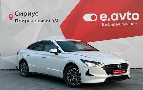Hyundai Sonata VIII, 2021 год, 1 990 000 рублей, 3 фотография