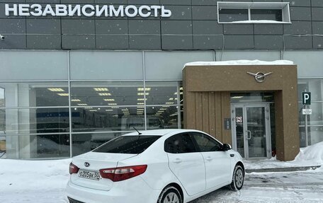KIA Rio III рестайлинг, 2013 год, 750 000 рублей, 3 фотография