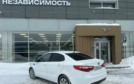 KIA Rio III рестайлинг, 2013 год, 750 000 рублей, 4 фотография