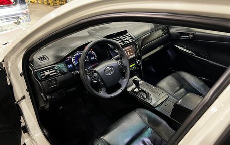 Toyota Camry, 2012 год, 1 950 000 рублей, 28 фотография