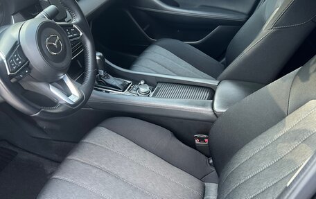 Mazda 6, 2019 год, 2 650 000 рублей, 17 фотография