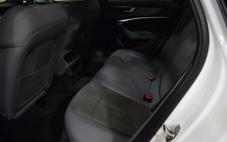 Audi A6, 2021 год, 4 600 000 рублей, 10 фотография