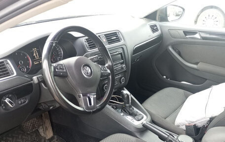 Volkswagen Jetta VI, 2012 год, 750 000 рублей, 5 фотография