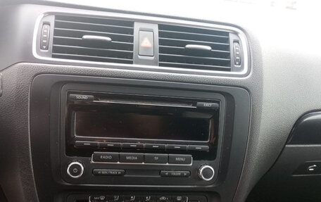 Volkswagen Jetta VI, 2012 год, 750 000 рублей, 7 фотография