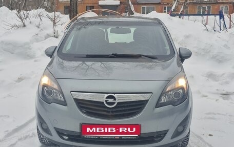 Opel Meriva, 2013 год, 650 000 рублей, 2 фотография
