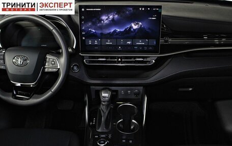 Toyota Highlander, 2025 год, 5 990 000 рублей, 15 фотография