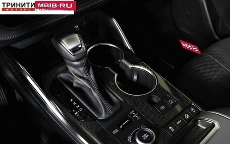 Toyota Highlander, 2025 год, 5 990 000 рублей, 22 фотография