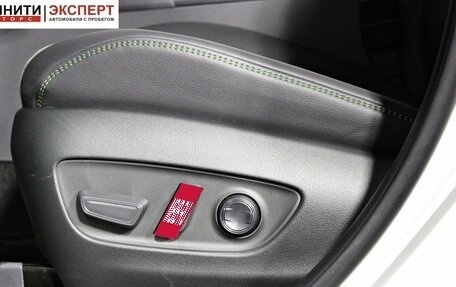 Toyota RAV4, 2025 год, 4 840 000 рублей, 22 фотография