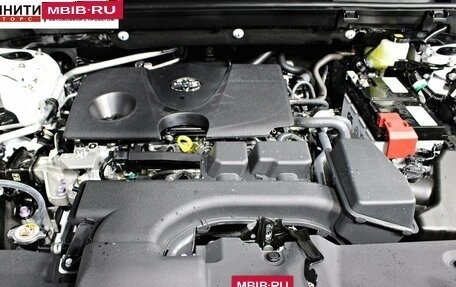 Toyota RAV4, 2025 год, 4 840 000 рублей, 24 фотография