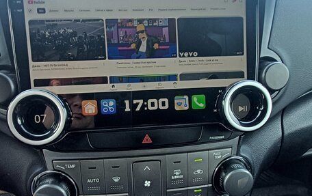 Toyota Highlander III, 2012 год, 1 780 000 рублей, 7 фотография