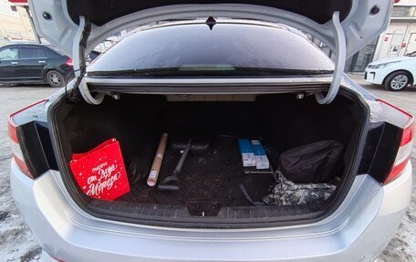 KIA Optima III, 2011 год, 1 220 000 рублей, 31 фотография