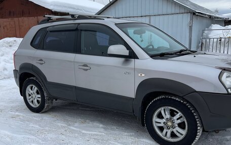 Hyundai Tucson III, 2004 год, 760 000 рублей, 3 фотография