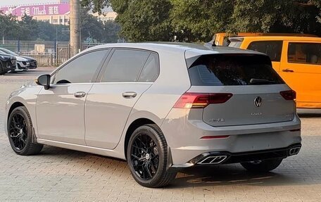 Volkswagen Golf VIII, 2022 год, 1 980 000 рублей, 4 фотография