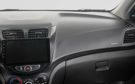 Hyundai Solaris II рестайлинг, 2012 год, 699 000 рублей, 15 фотография