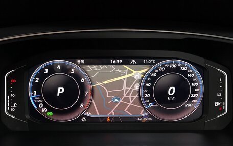 Volkswagen Tiguan II, 2022 год, 2 690 000 рублей, 8 фотография