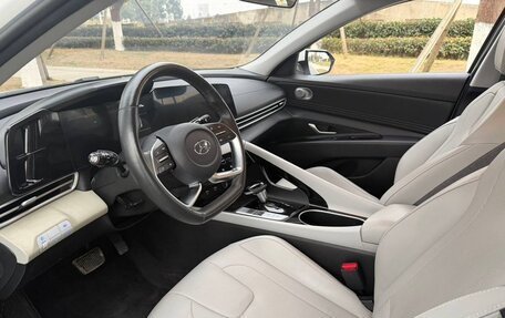 Hyundai Elantra, 2023 год, 1 720 069 рублей, 5 фотография