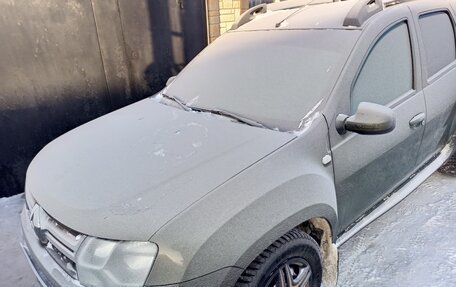 Renault Duster I рестайлинг, 2017 год, 1 000 000 рублей, 4 фотография