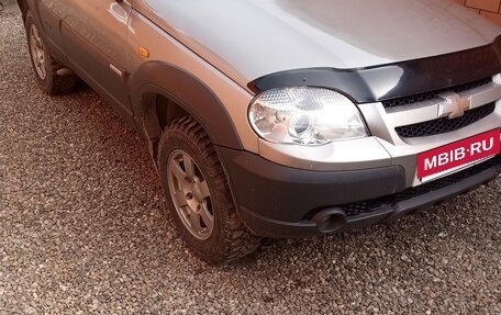 Chevrolet Niva I рестайлинг, 2009 год, 500 000 рублей, 2 фотография