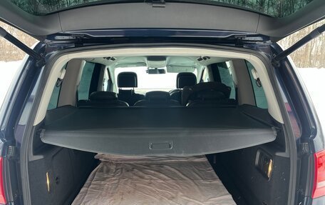 Volkswagen Sharan II, 2013 год, 1 360 000 рублей, 7 фотография