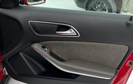 Mercedes-Benz GLA, 2014 год, 1 400 000 рублей, 18 фотография