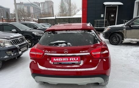 Mercedes-Benz GLA, 2014 год, 1 400 000 рублей, 3 фотография