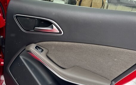 Mercedes-Benz GLA, 2014 год, 1 400 000 рублей, 21 фотография