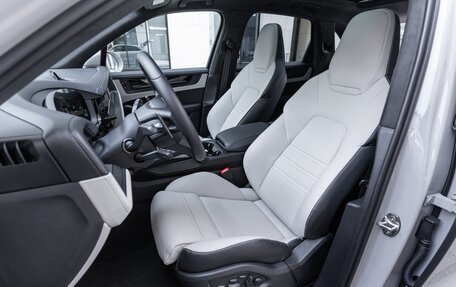 Porsche Cayenne III, 2024 год, 22 300 000 рублей, 14 фотография