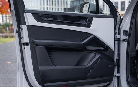 Porsche Cayenne III, 2024 год, 22 300 000 рублей, 12 фотография