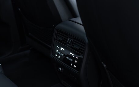 Porsche Cayenne III, 2024 год, 22 300 000 рублей, 37 фотография