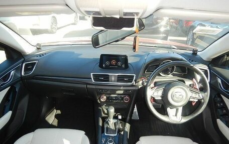Mazda Axela, 2018 год, 1 800 000 рублей, 6 фотография