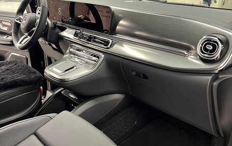 Mercedes-Benz V-Класс, 2025 год, 14 200 000 рублей, 9 фотография