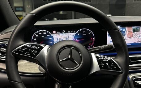 Mercedes-Benz V-Класс, 2025 год, 13 100 000 рублей, 3 фотография