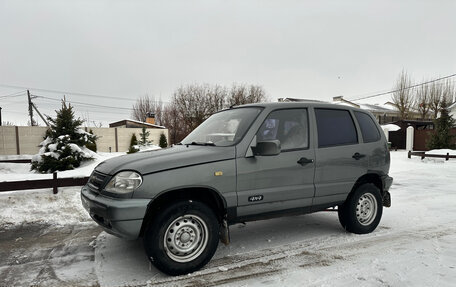 Chevrolet Niva I рестайлинг, 2004 год, 255 000 рублей, 2 фотография