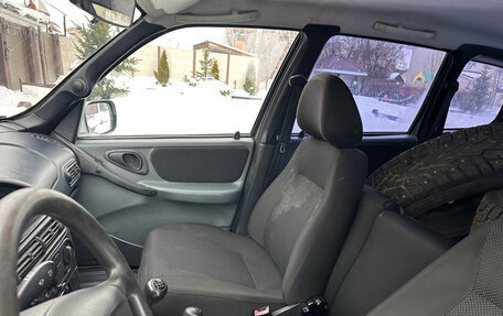 Chevrolet Niva I рестайлинг, 2004 год, 255 000 рублей, 13 фотография