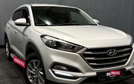 Hyundai Tucson III, 2017 год, 1 860 000 рублей, 3 фотография