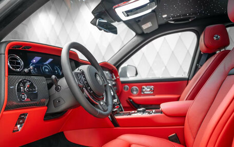 Rolls-Royce Cullinan, 2025 год, 70 690 000 рублей, 5 фотография