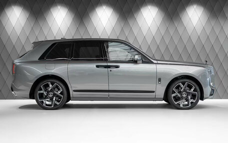 Rolls-Royce Cullinan, 2025 год, 70 690 000 рублей, 6 фотография