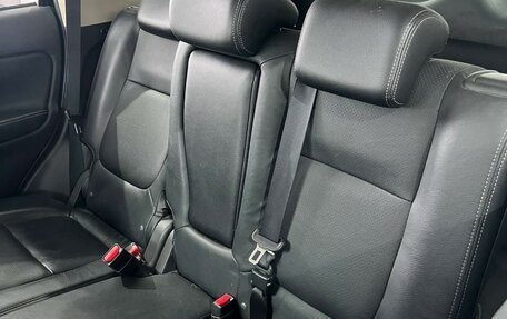 Mitsubishi Outlander III рестайлинг 3, 2014 год, 1 620 000 рублей, 11 фотография