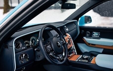 Rolls-Royce Cullinan, 2019 год, 30 700 000 рублей, 4 фотография