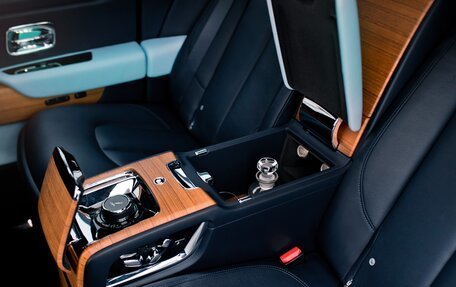 Rolls-Royce Cullinan, 2019 год, 30 700 000 рублей, 10 фотография