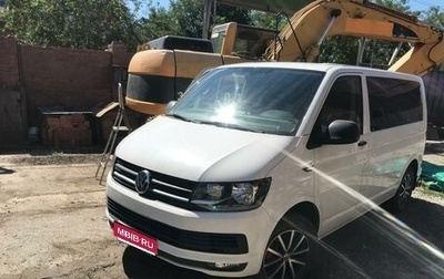 Volkswagen Transporter T6 рестайлинг, 2017 год, 3 200 000 рублей, 1 фотография