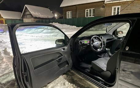Ford Fiesta, 2007 год, 530 000 рублей, 15 фотография