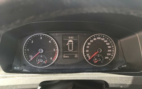 Volkswagen Transporter T6 рестайлинг, 2017 год, 3 200 000 рублей, 13 фотография