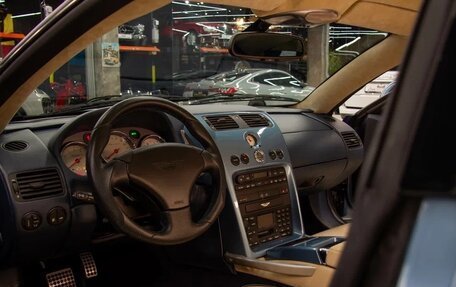 Aston Martin Vanquish I, 2002 год, 11 490 000 рублей, 17 фотография